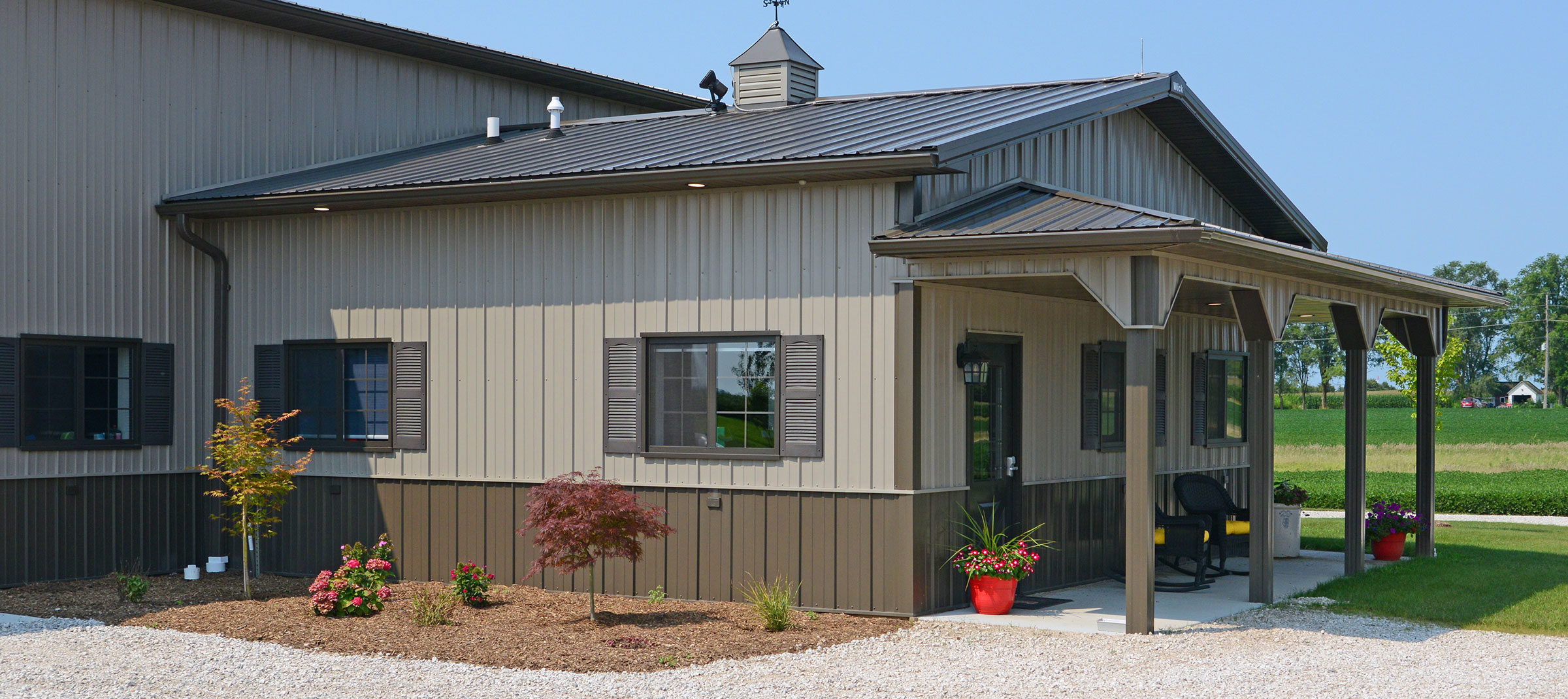 Pol Barn Shop with Living Area